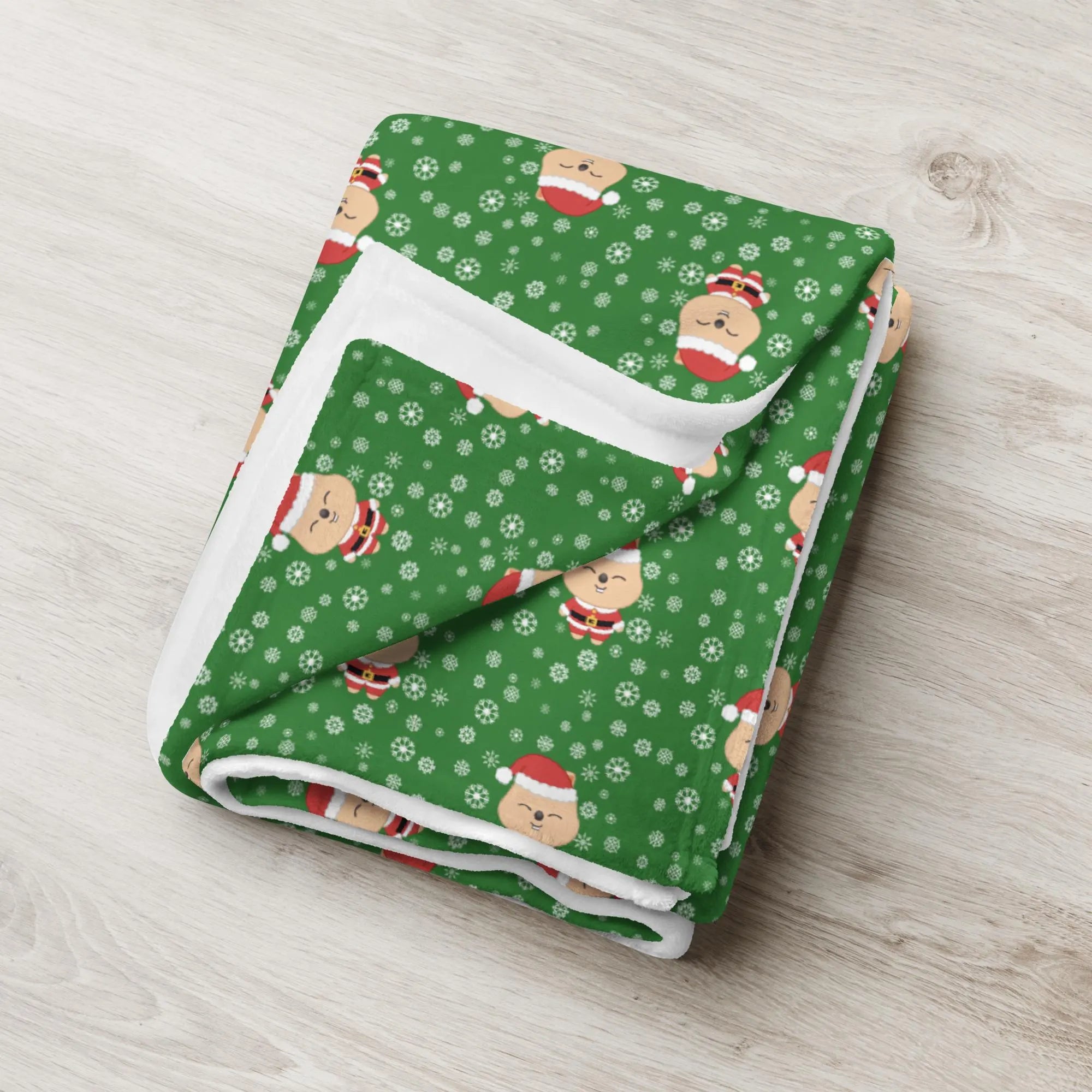 Han Quokka Santa Blanket – SKZOO Christmas Blanket – Cozy Holiday K-Pop Throw