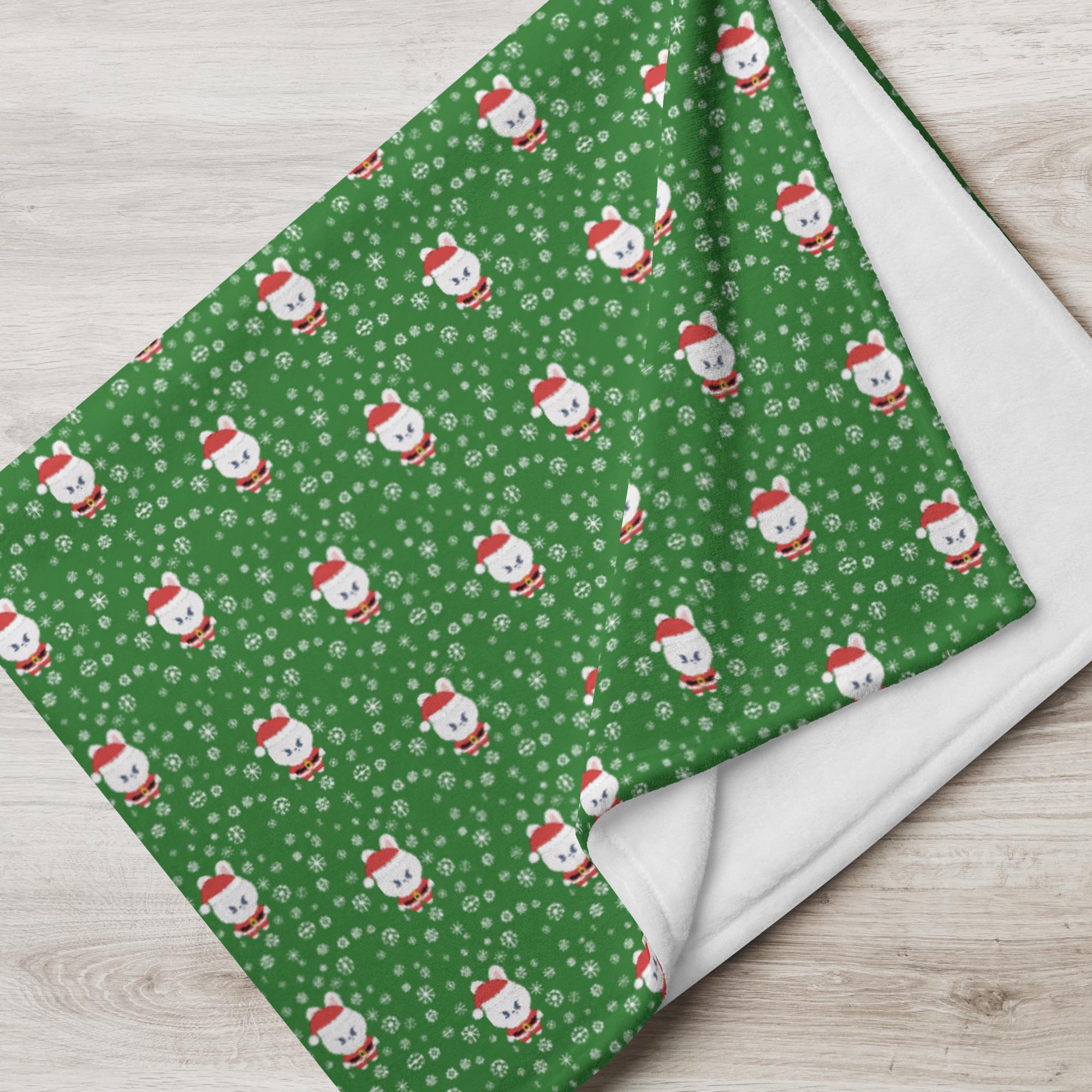 Leebit Santa Blanket – SKZOO Christmas Blanket – Cozy Holiday K-Pop Throw